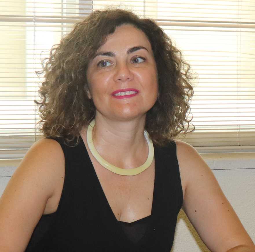 Retrato profesional de Valentina Lucena